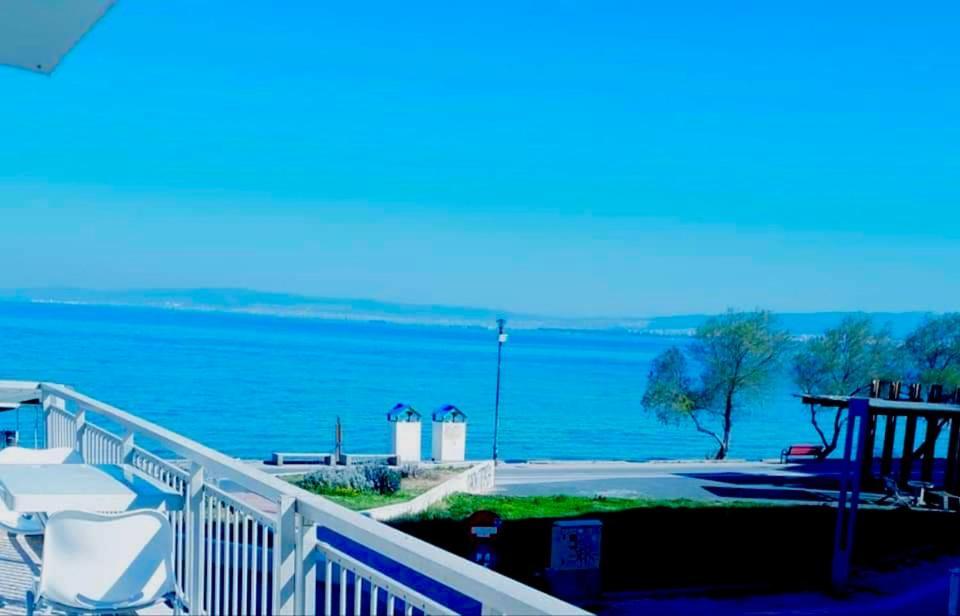 Sun Sea No 3 Apartment Peraia  Bagian luar foto