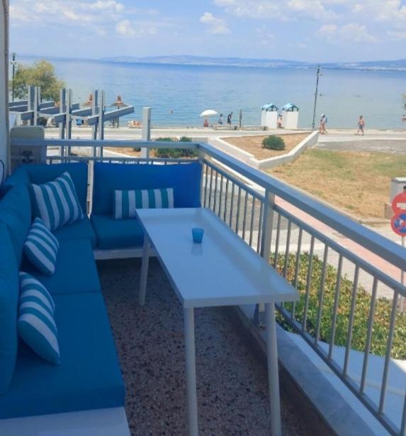 Sun Sea No 3 Apartment Peraia  Bagian luar foto